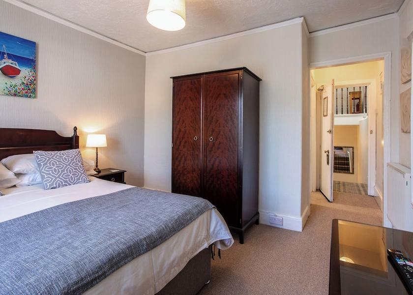England Penzance Room