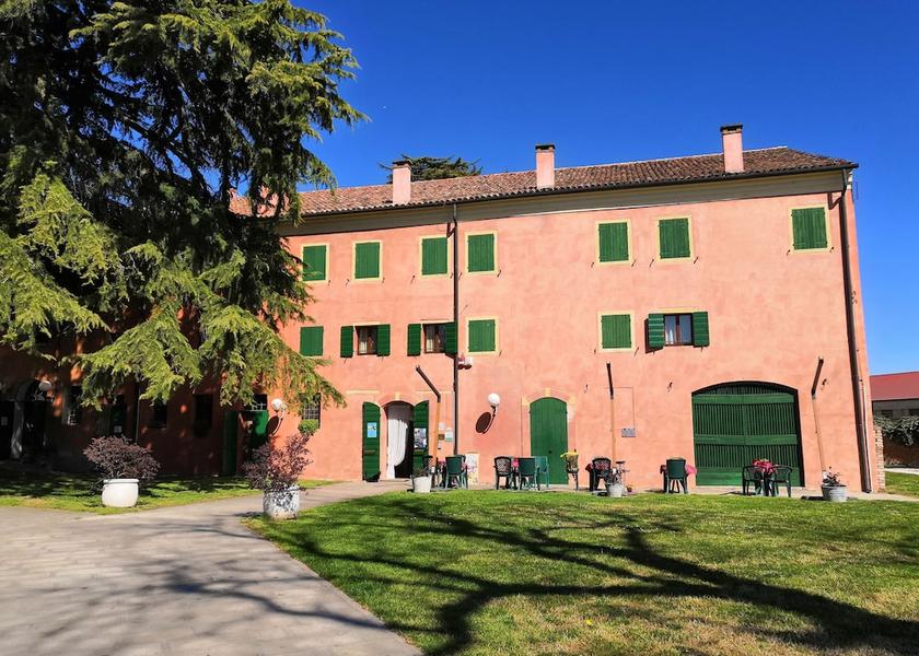 Veneto Correzzola Property Grounds