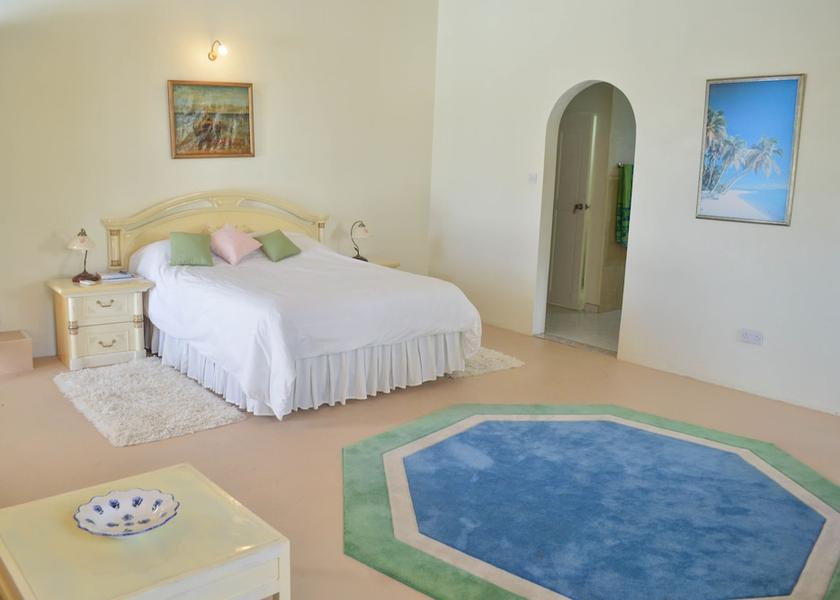  Castries Room