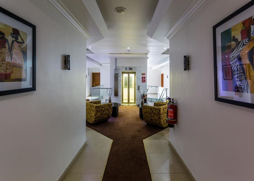  Lagos Lobby