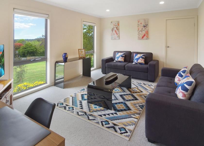 Victoria Croydon Living Area