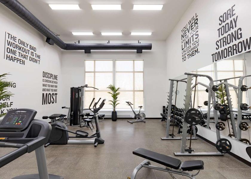 Saskatchewan Weyburn Health club  fitness center  gym