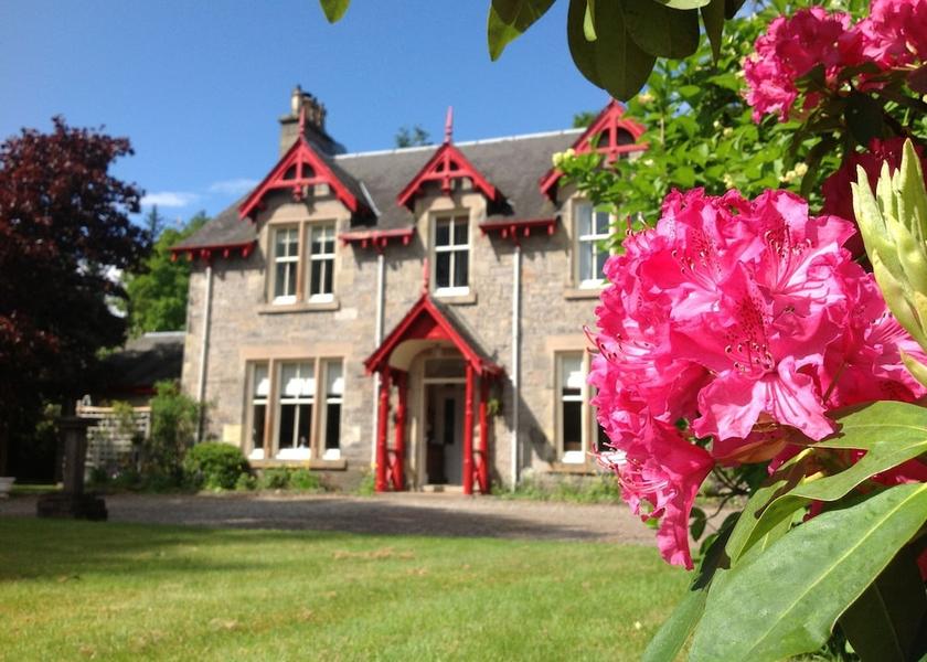 Scotland Pitlochry Exterior Detail