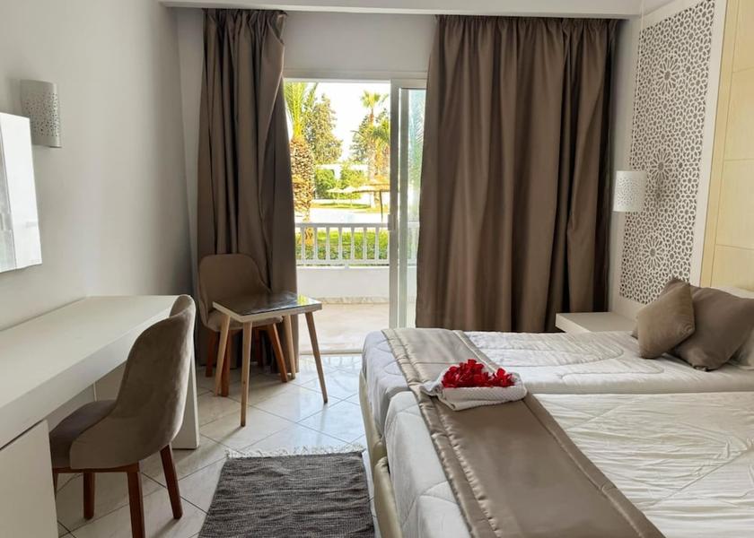  Hammamet Room