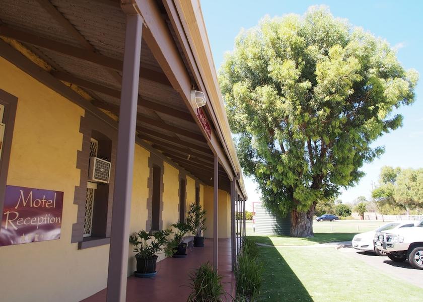 Western Australia Dongara Property grounds