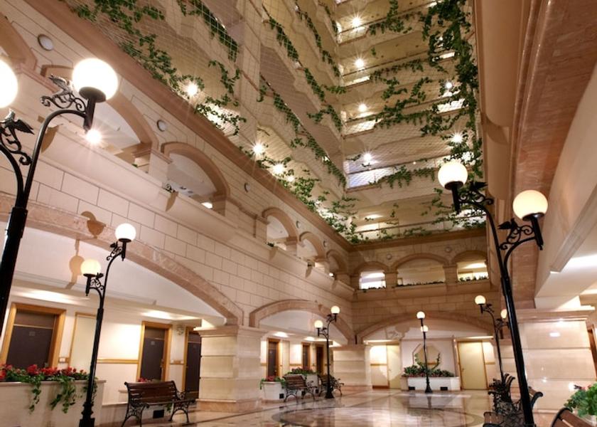  Taichung Lobby