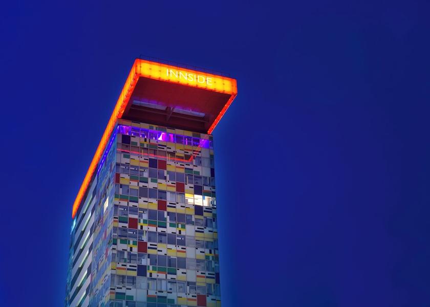 North Rhine-Westphalia Düsseldorf Front of property - evening/night
