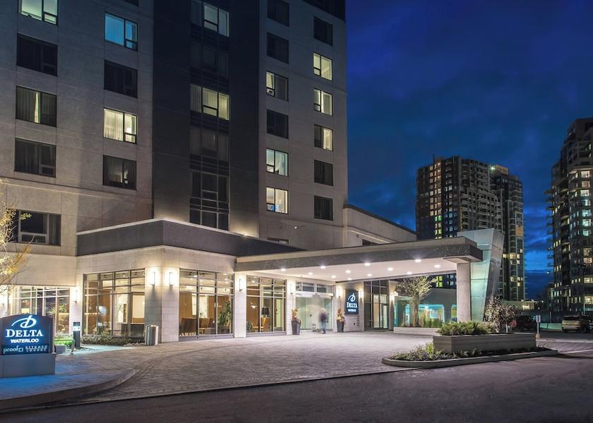 Ontario Waterloo Exterior Detail