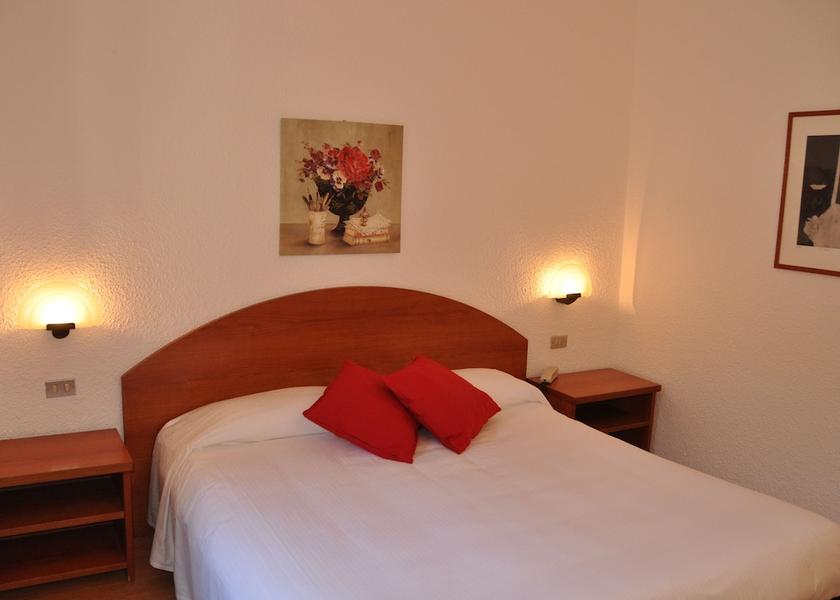 Lombardy Lainate Room