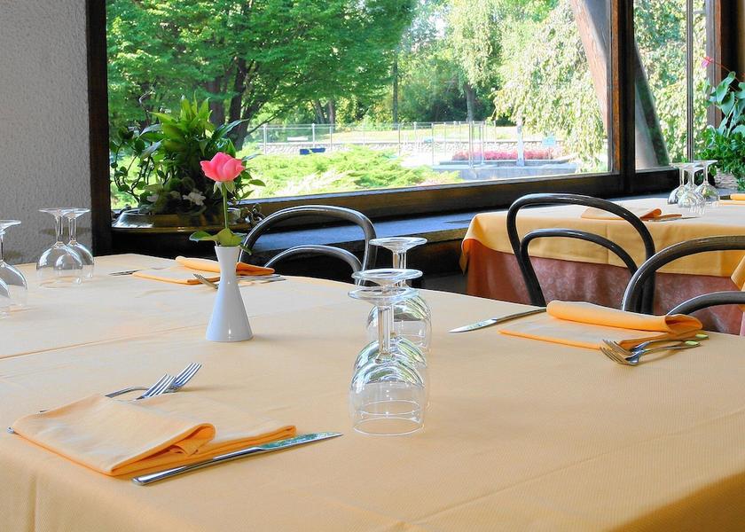 Lombardy Lainate Restaurant