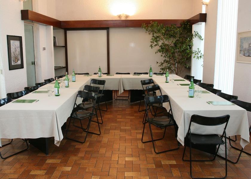 Lombardy Lainate Meeting Room