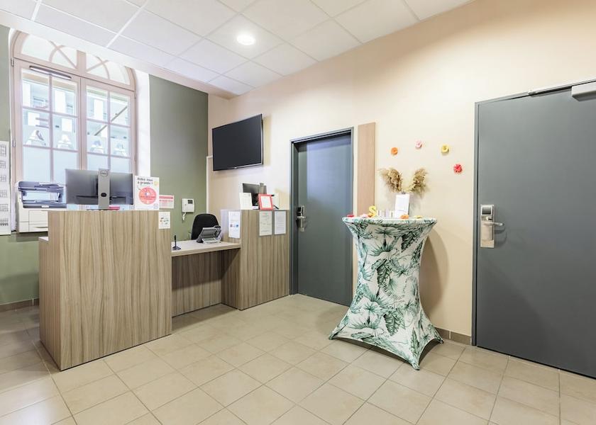 Grand Est Reims Reception