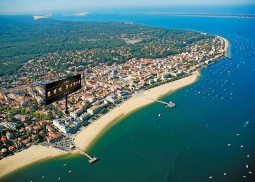 Nouvelle-Aquitaine Arcachon Beach