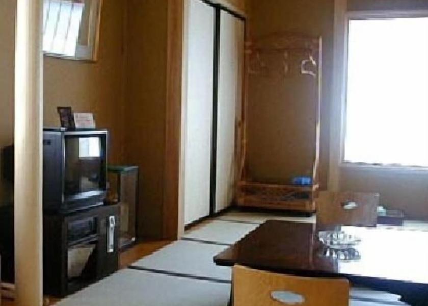 Nagano Yamanouchi Room