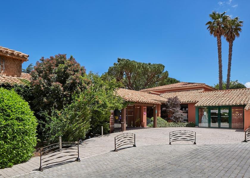 Occitanie Perpignan Front of property