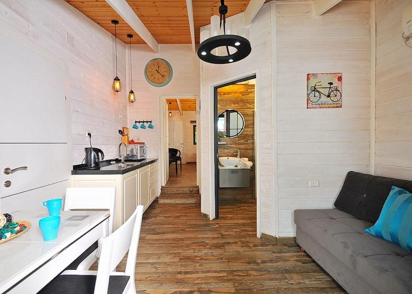  Tiberias In-Room Dining