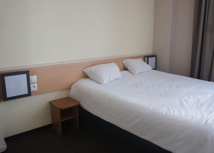 Ile-de-France Levallois-Perret Room