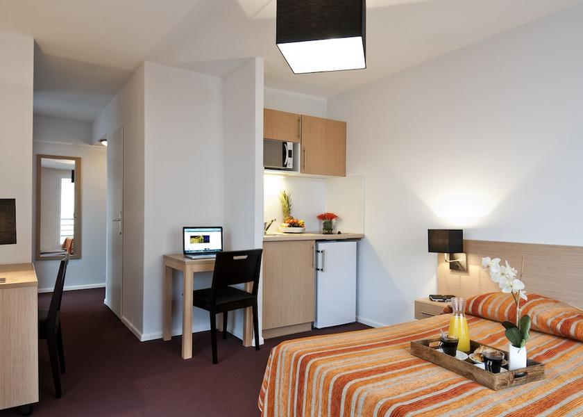 Saint-Louis Room