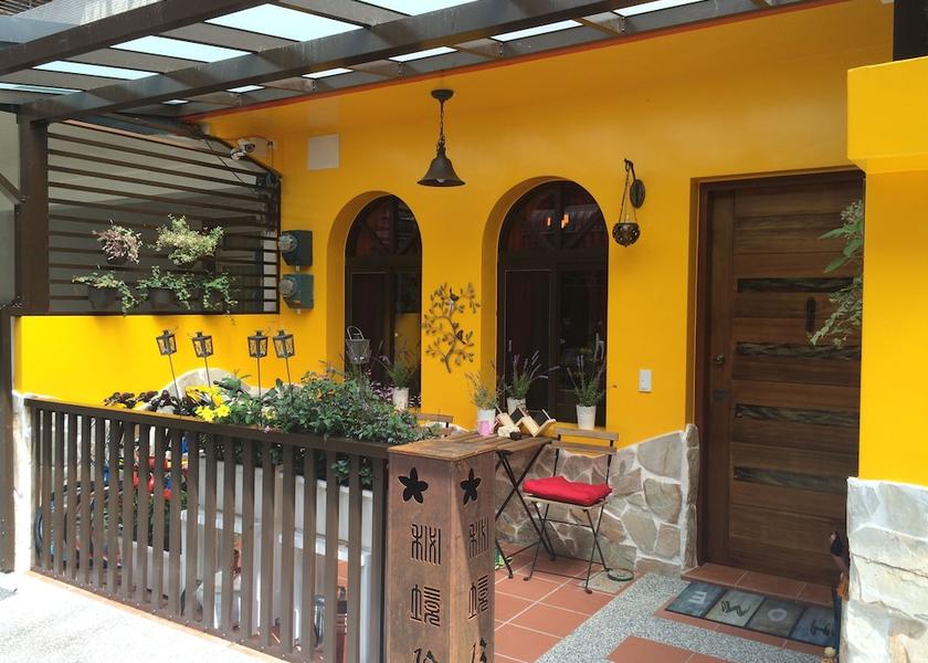 Yilan County Luodong Property entrance