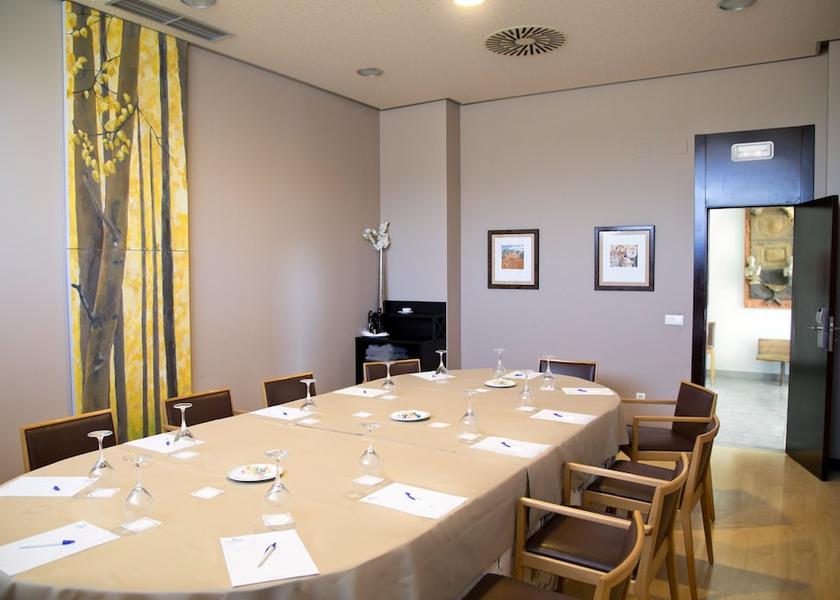 Castile and León Alfoz de Quintanaduenas Meeting facility