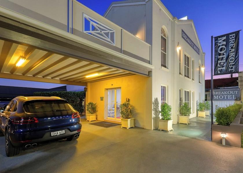 New South Wales Cowra Reception