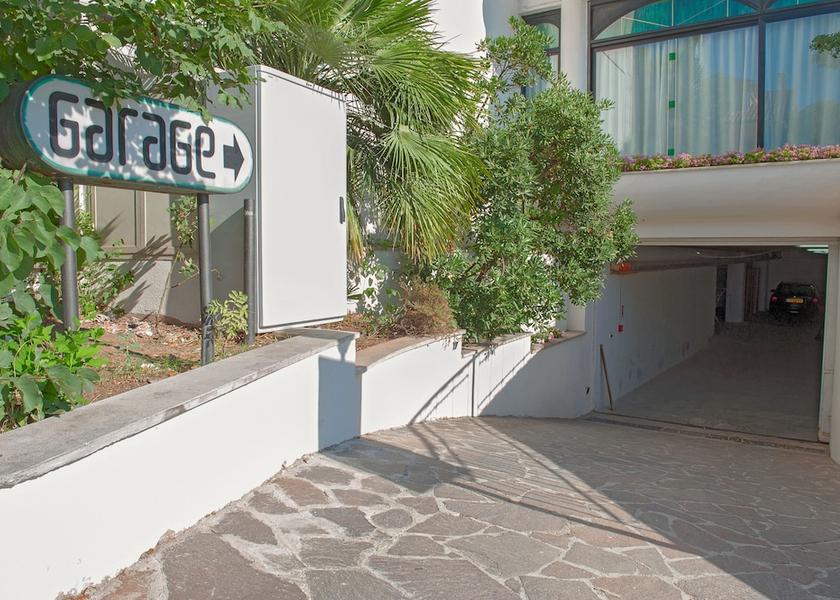 Puglia San Giovanni Rotondo Parking