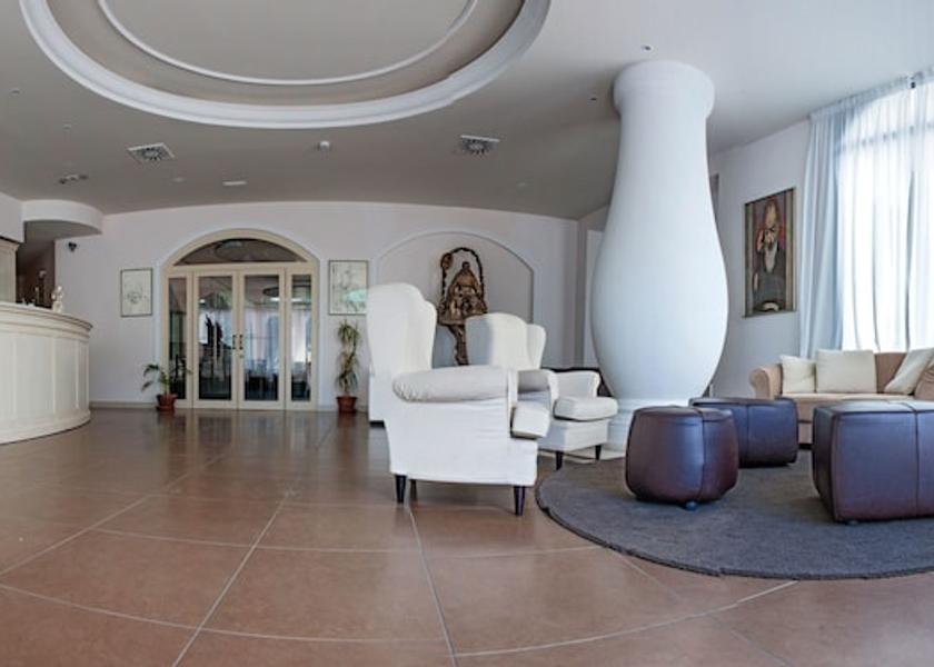 Puglia San Giovanni Rotondo Lobby
