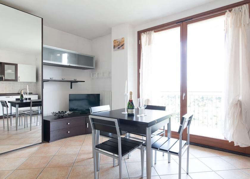 Lombardy Limbiate Interior Entrance