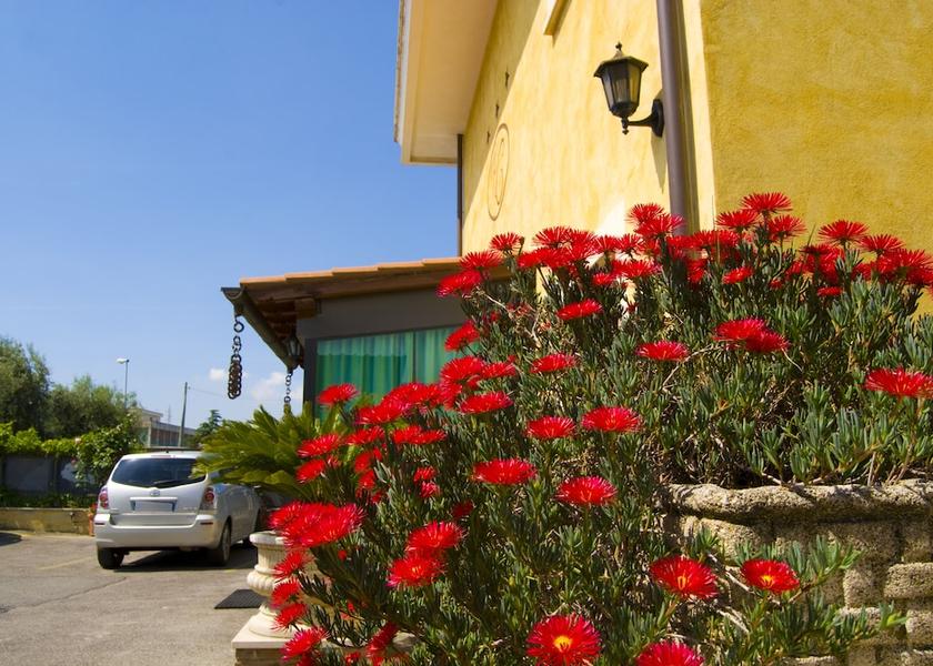 Lazio Ariccia Exterior Detail