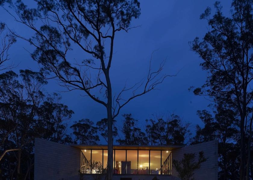 Tasmania Rocky Hills Facade