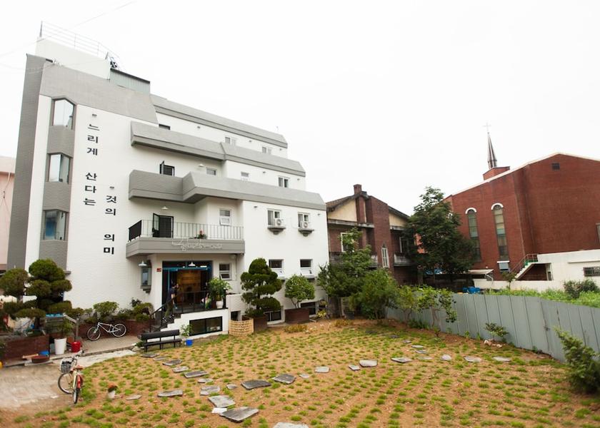 South Jeolla Suncheon Facade