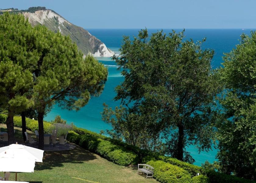 Marche Ancona Property Grounds