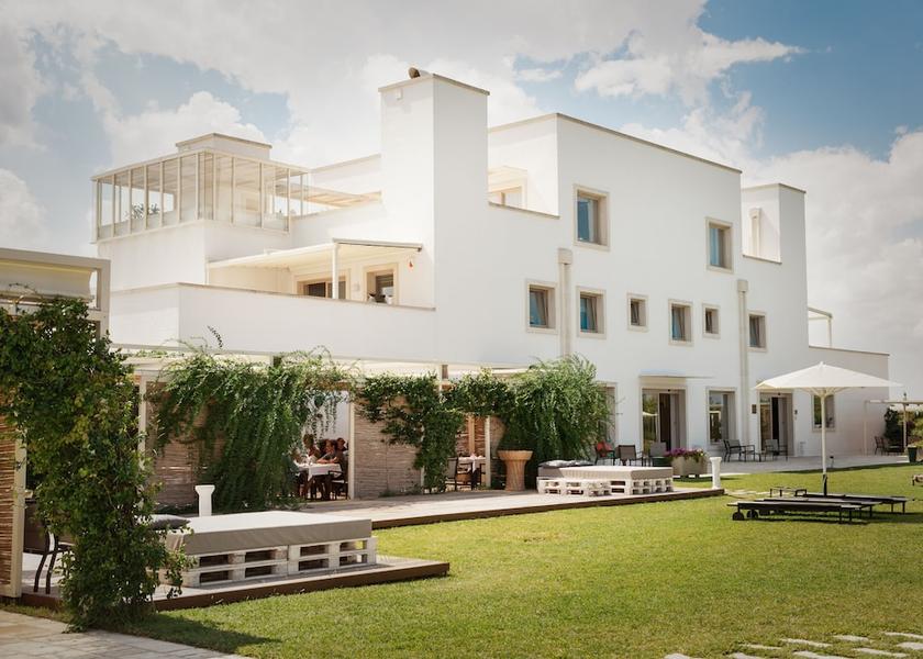 Puglia Carpignano Salentino Facade