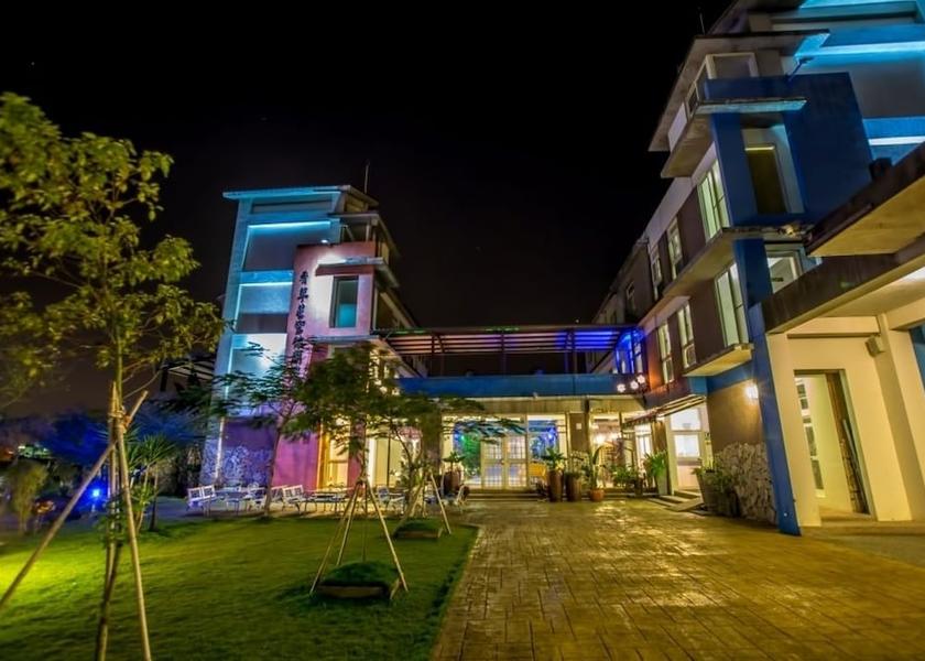 Yilan County Wujie Exterior Detail