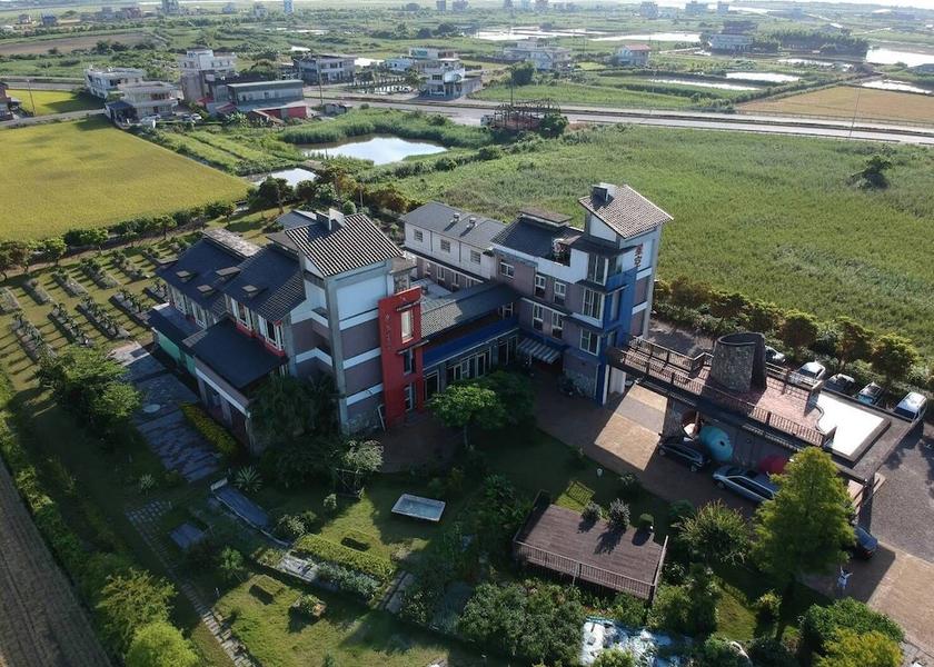 Yilan County Wujie Exterior Detail