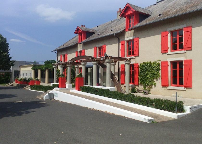 Bourgogne-Franche-Comte Magny-Cours Facade