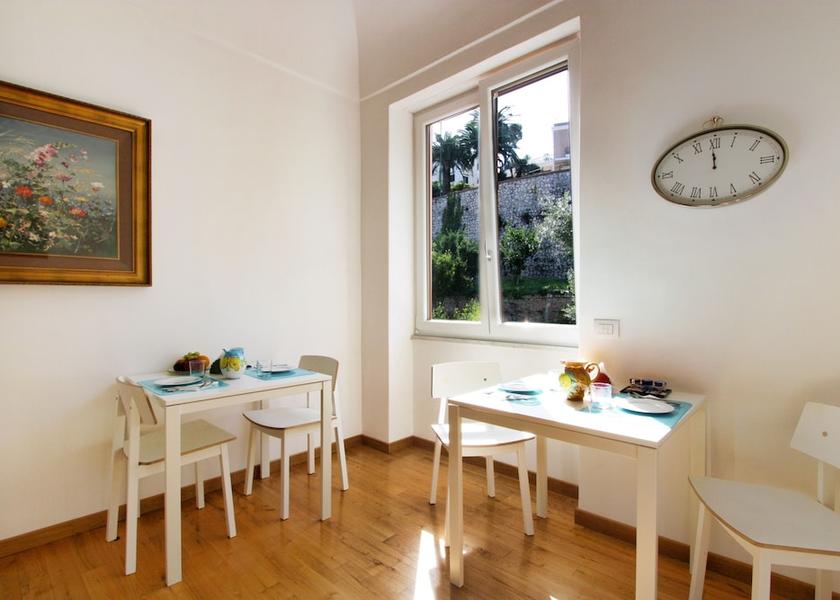 Campania Capri Lobby