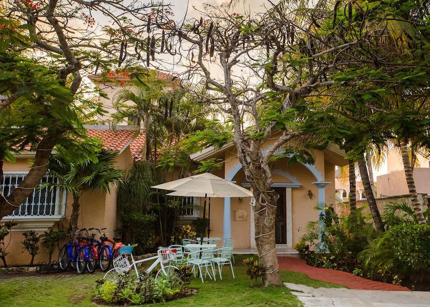 Quintana Roo Puerto Aventuras Property entrance