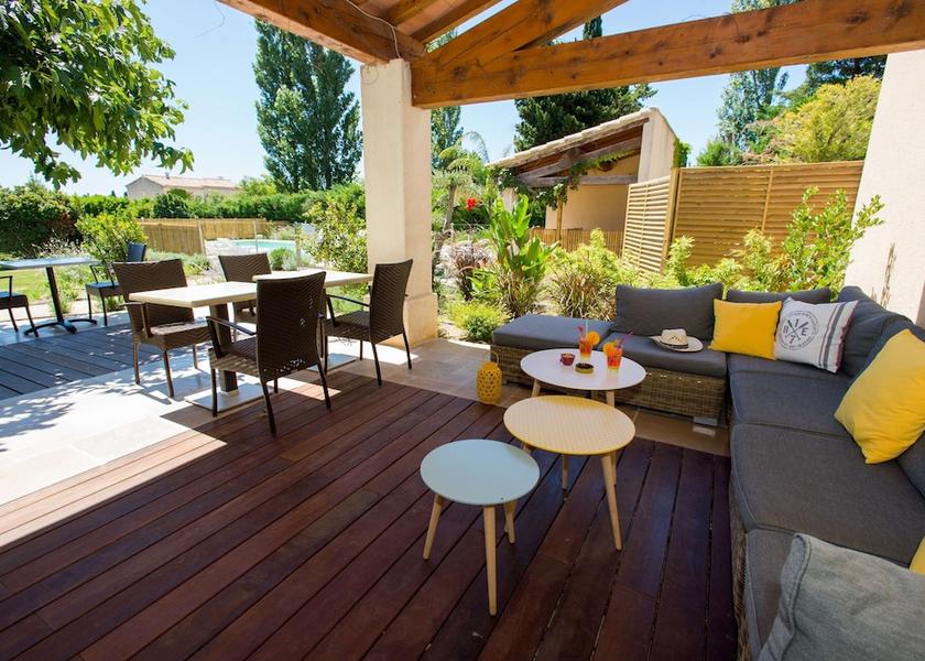 Provence-Alpes-Côte d'Azur Maussane-les-Alpilles Terrace/patio