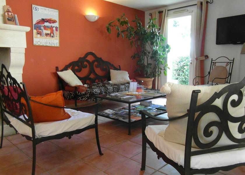 Provence - Alpes - Cote d'Azur Maussane-les-Alpilles Interior Entrance