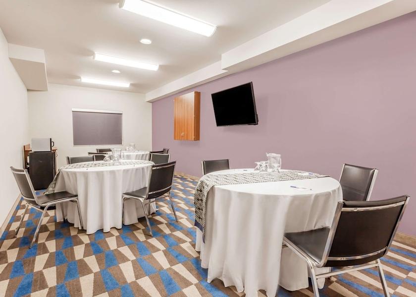 Ontario Sault Ste. Marie Meeting Room