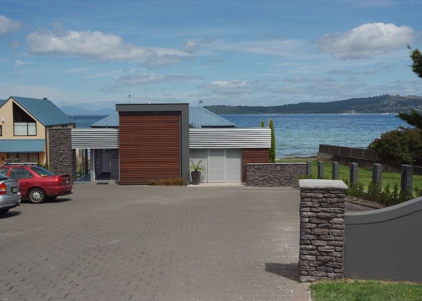 Waikato Taupō Exterior Detail