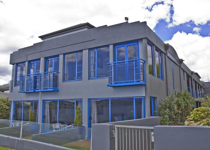 Waikato Taupō Facade