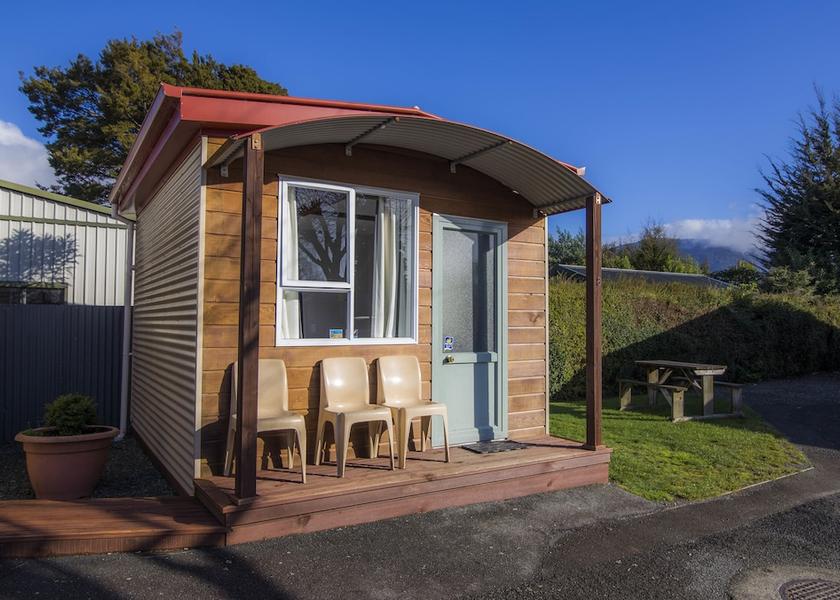 Southland Te Anau Mountain view