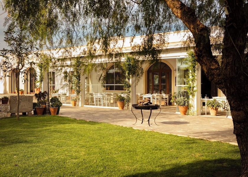 Puglia Uggiano la Chiesa Outdoor dining