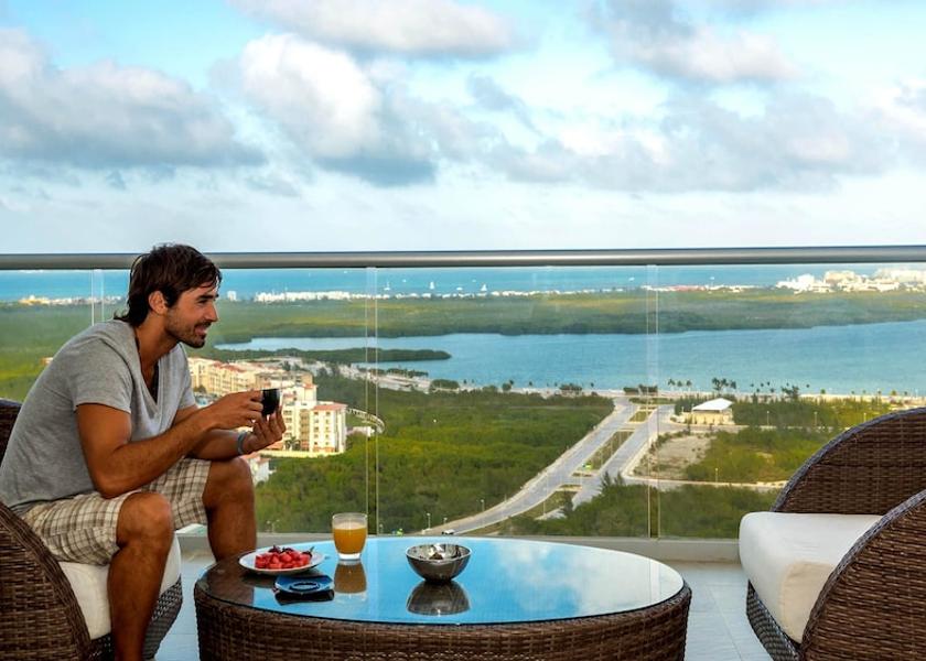 Quintana Roo Cancun Balcony