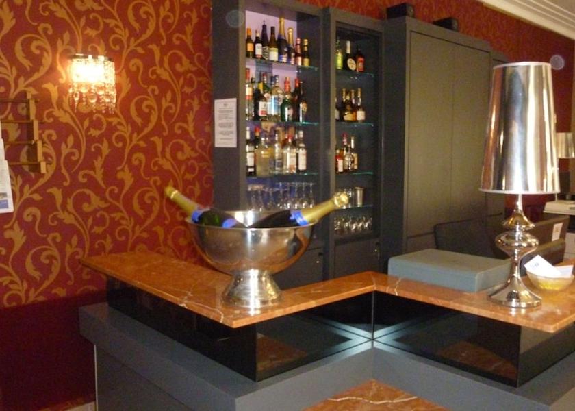 Nouvelle-Aquitaine Poitiers Lobby
