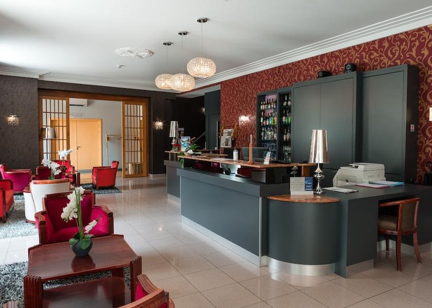 Nouvelle-Aquitaine Poitiers Reception