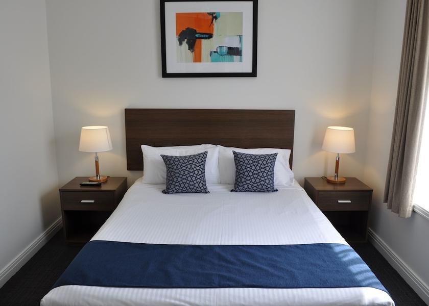 Victoria Melbourne Room