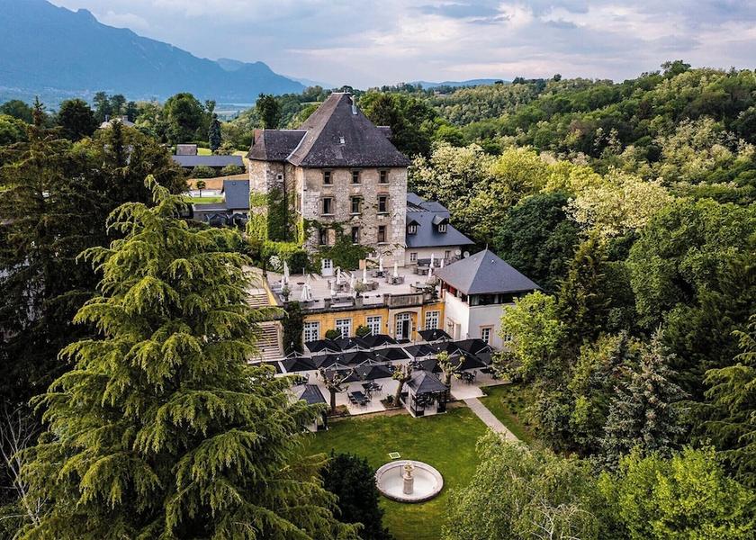 Auvergne-Rhone-Alpes Chambery Facade